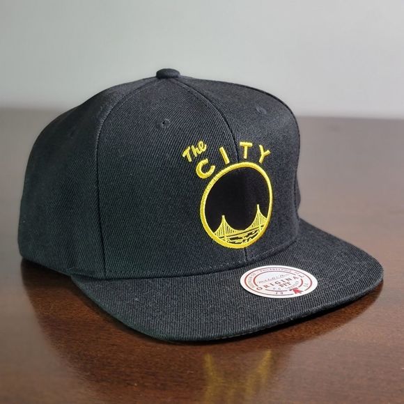 Mitchell & Ness NBA Golden State Warriors The City Bay 2022 Champions Hat Curry - Picture 11 of 11